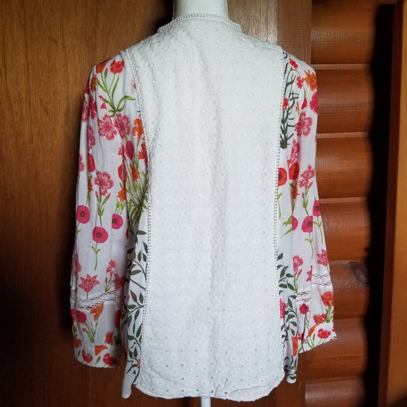 Soft Surroundings Floral Semi Sheer Long Sleeve Blouse Sz PM - Picture 2 of 8